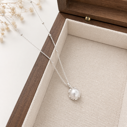 Pearl Pendant Necklace