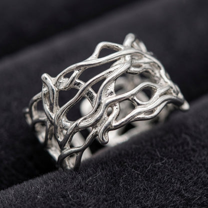 Hollow Vine Ring