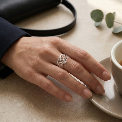 Hollow Vine Ring