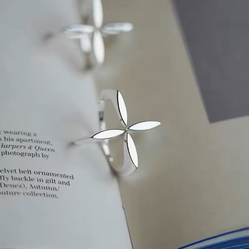 Modern Flower Ring