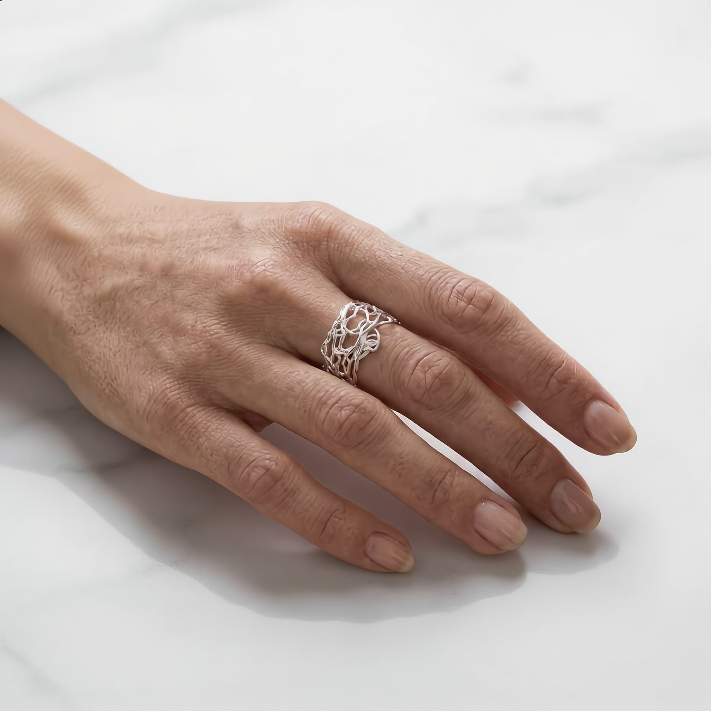 Hollow Vine Ring