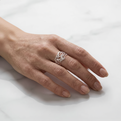 Hollow Vine Ring